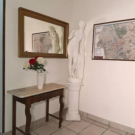 소뇨 인피니토 게스트하우스 로마